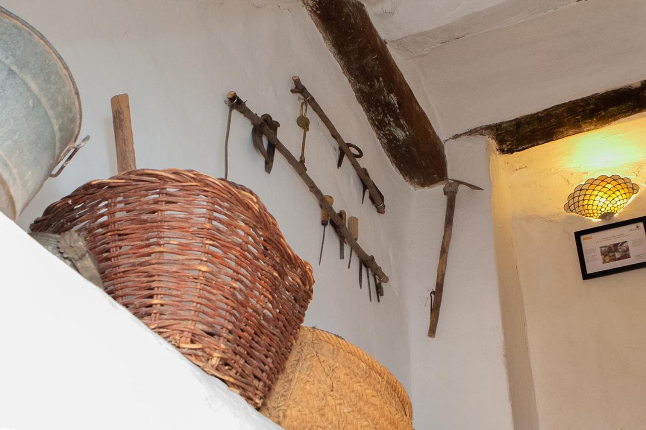 منزل الضيف Rural Puebla De San Miguel المظهر الخارجي الصورة