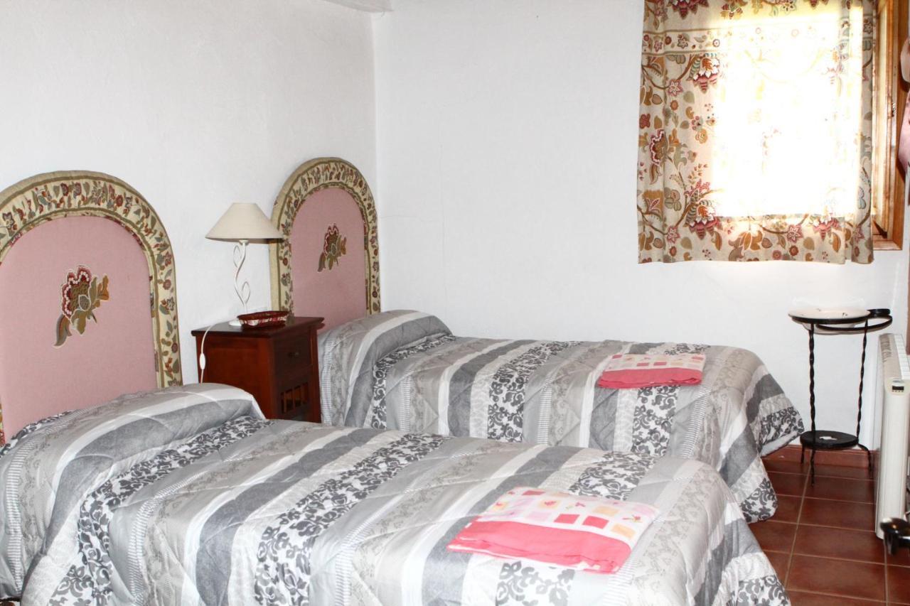 منزل الضيف Rural Puebla De San Miguel المظهر الخارجي الصورة