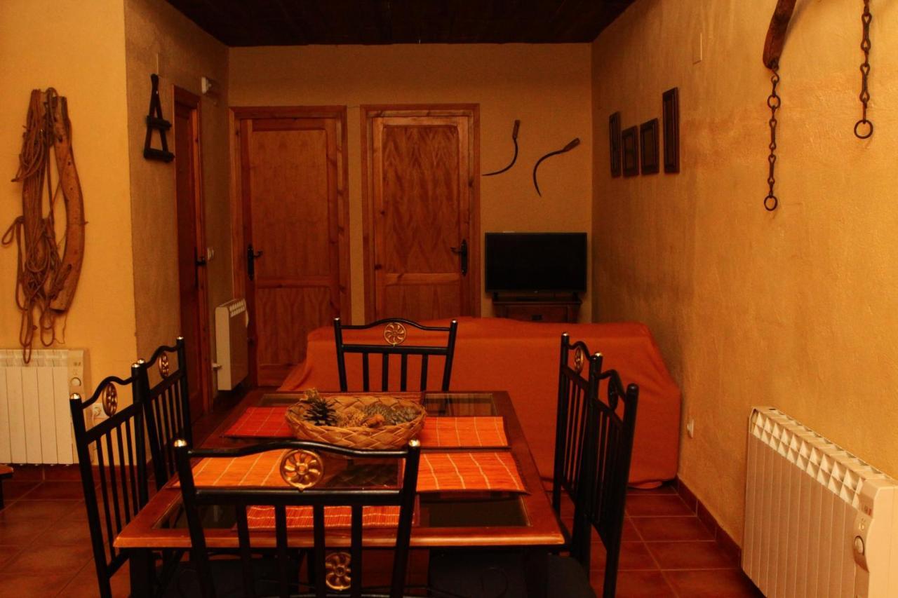 منزل الضيف Rural Puebla De San Miguel المظهر الخارجي الصورة