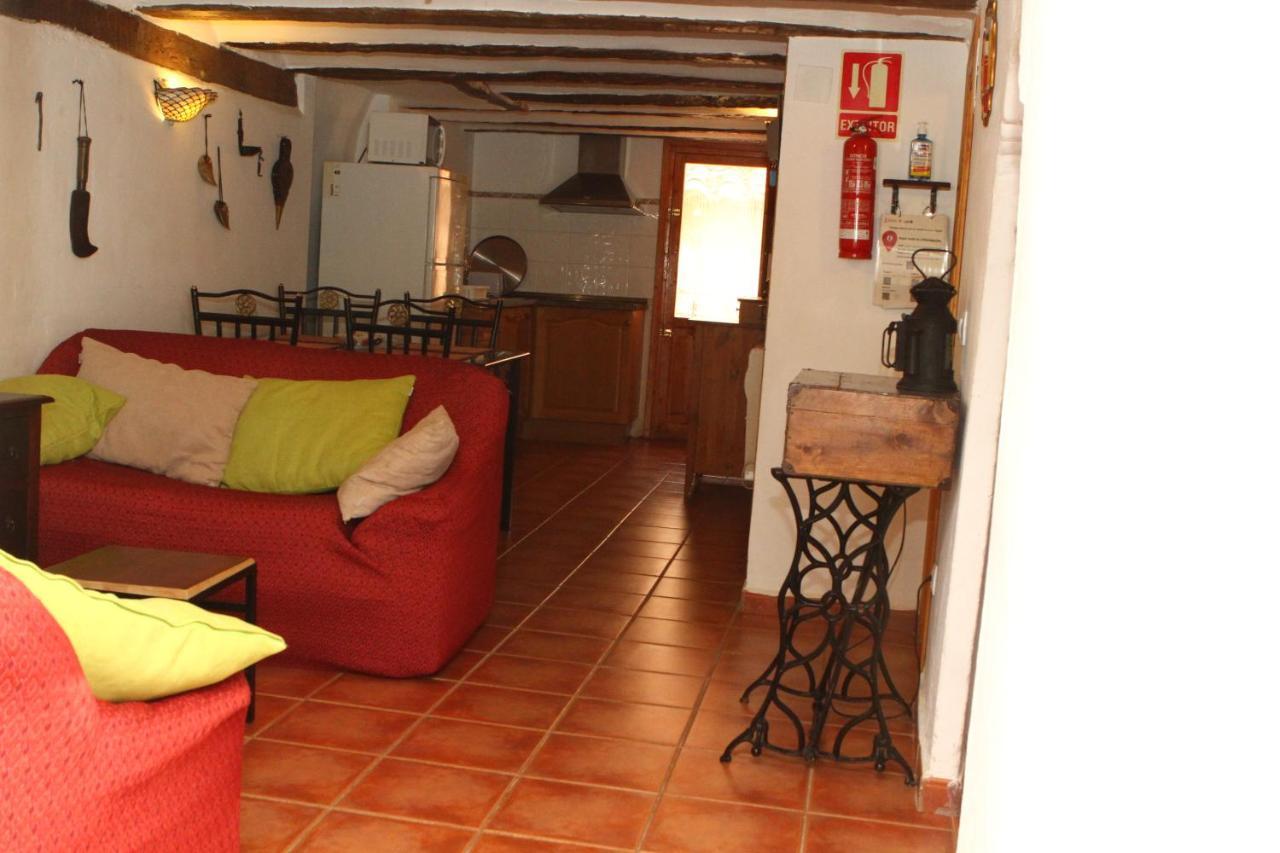 منزل الضيف Rural Puebla De San Miguel المظهر الخارجي الصورة