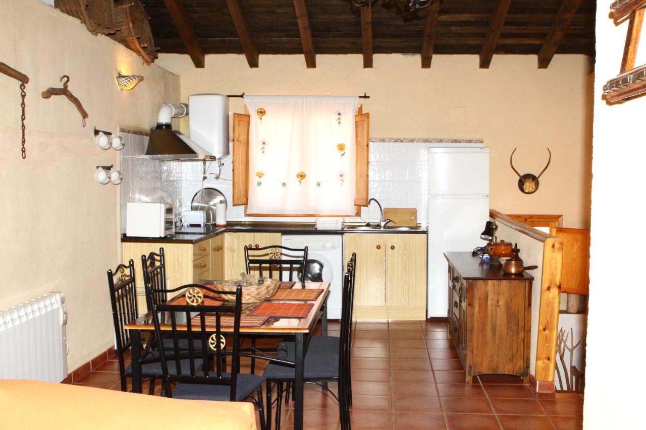 منزل الضيف Rural Puebla De San Miguel المظهر الخارجي الصورة