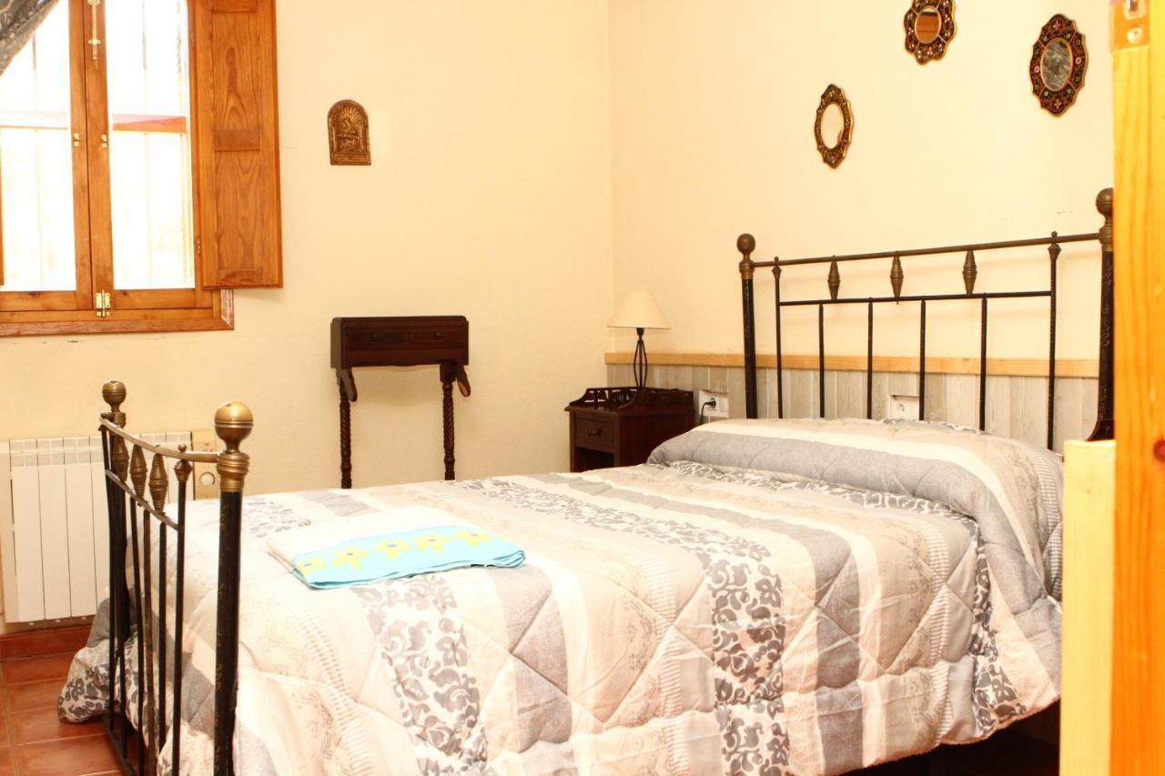 منزل الضيف Rural Puebla De San Miguel المظهر الخارجي الصورة